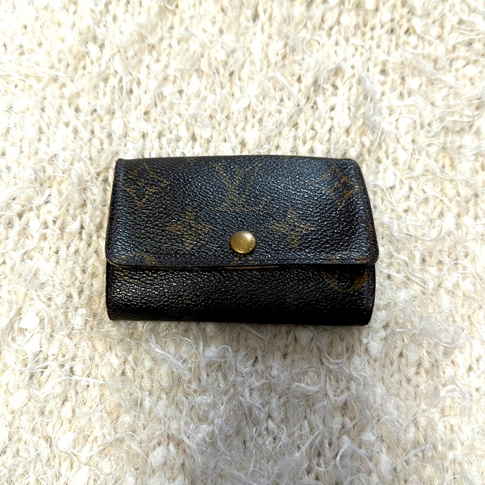 Louis Vuitton key & card holder